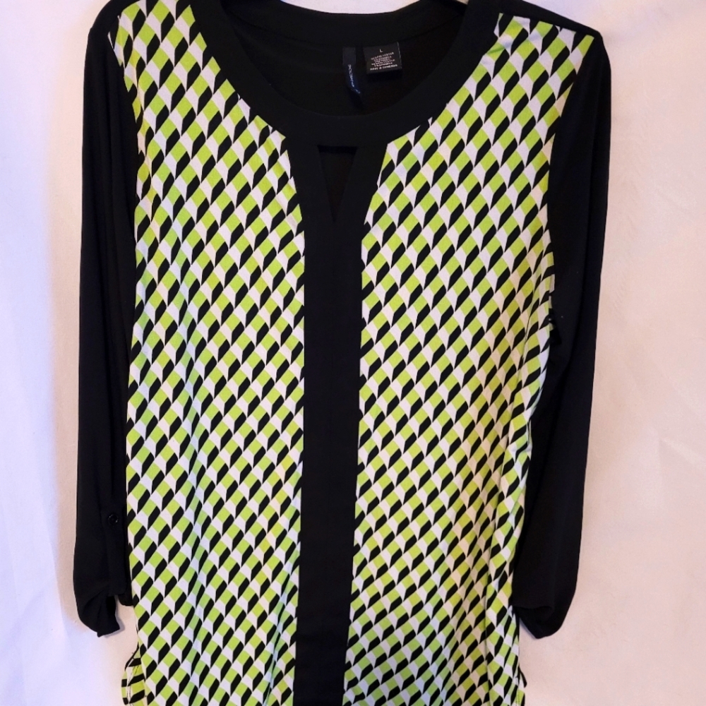 New Directions 3/4 length sleeve